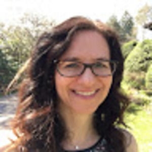 Meet your Posher, Stacy